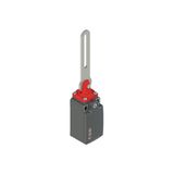 Safety switch with slotted hole lever