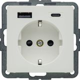 WCD RA, USB A + USB C (PD), berker Q.1/Q.3/Q.7 polarwit soft finish