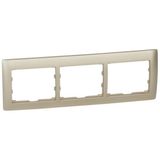 3-GANG PLATE HORIZONTAL TITAN