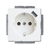 5593B-C0235794 Outlet with pin, overvoltage protection White