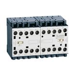Reversing contactor assembly, DC coil, built-in interlock only with rear PCB solder pins, 9A AC3 in DC, 4kW. Coil voltage 220VDC
