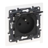 2P+E SOCKET FRENCH STANDARD SHUTTERS AUTO IP44 BLACK