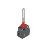 Safety switch with slotted hole lever