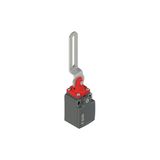Safety switch with slotted hole lever