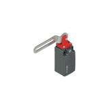 Safety switch with slotted hole lever