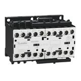 Reversing contactor assembly, DC coil, external interlock with power and auxiliary wiring, 12A AC3 in DC, 5.7kW. Coil voltage 220VDC