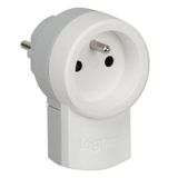 PLUG WITH SOCKET 2P+T 16A FR
