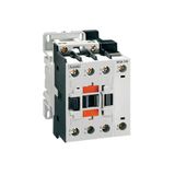 Four-pole contactor, IEC operating current Ith (AC1) = 45A, DC coil low consumption, 24VDC, 2NO and 2NC