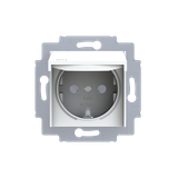Socket with earthing contacts IP44