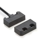 Non-contact door switch, reed, small plastic, 2NC+1NO, M12 connector p AA031318G