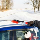 Snow brush with ice scarper 60 cm