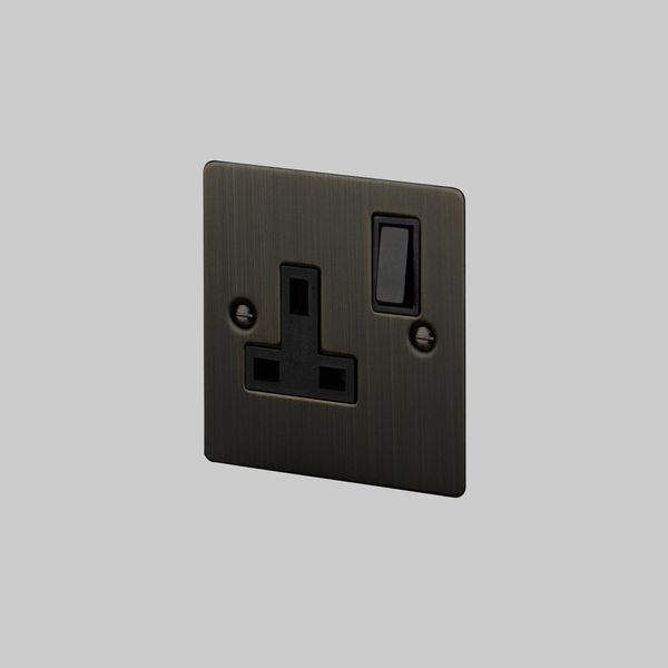 1G UK PLUG SOCKET / SMOKED BRONZE image 1