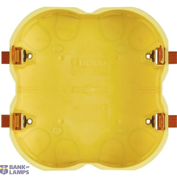 BOX PB526 image 1
