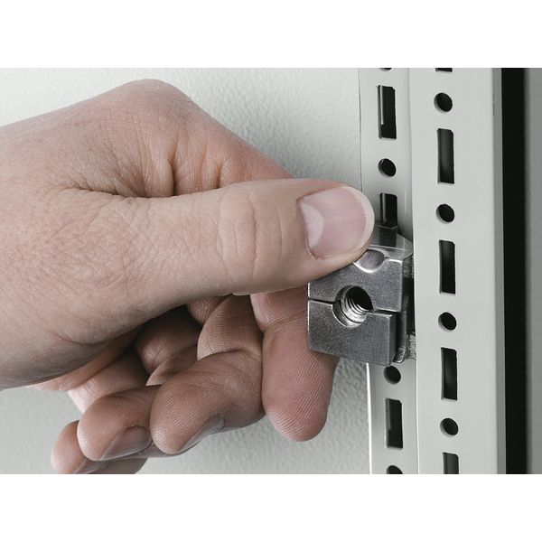 Angle bracket for VX combination rail image 1