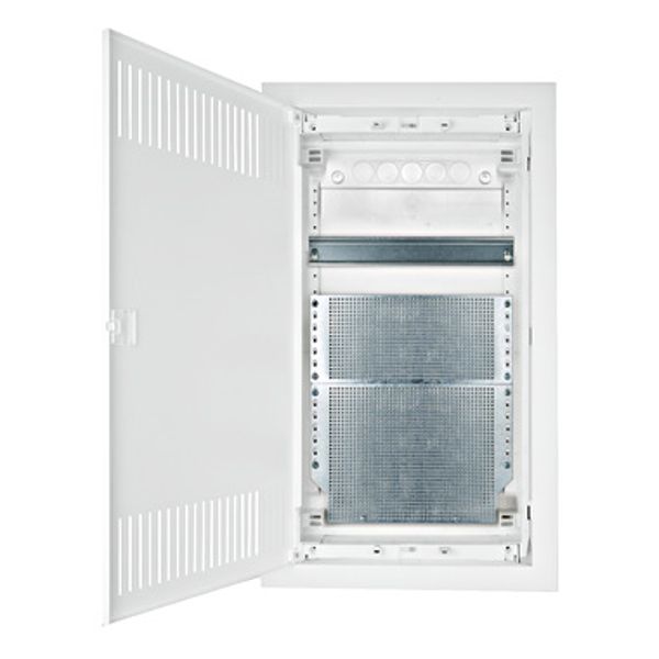 Flush-mounted media enclosure 3-rows - solid wall image 1