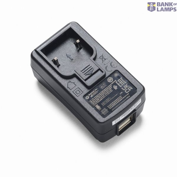 Wall charger for Fluke Solmetric PVA I-V units and SolSensor, with global compatibility and interchangeable blades. FLUKE-SOL-CHARGER image 2