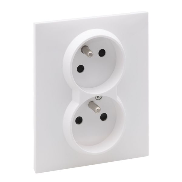 2X2P+E SOCKET FRENCH STANDARD AUTO TERMINALS SHUTTERED WHITE image 1