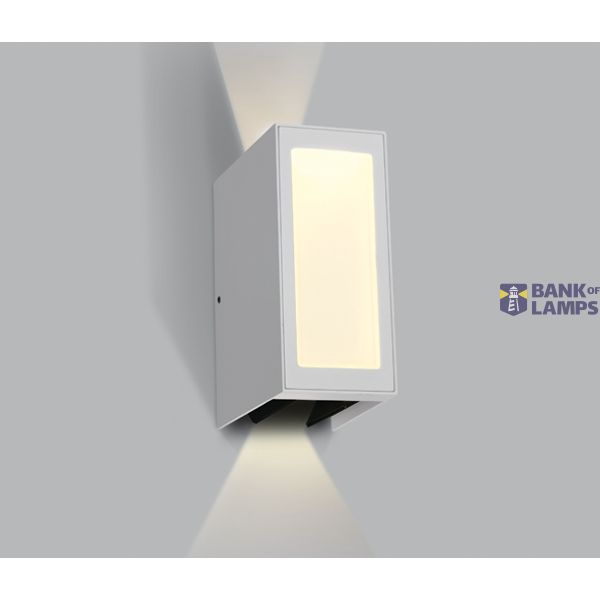 WHITE WALL 9W WW IP54 230V image 1