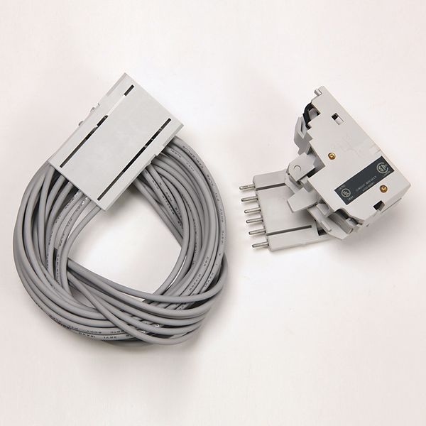 140G Circuit-Breaker Accessory AX/AL image 1
