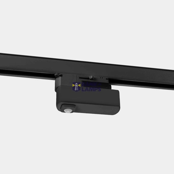 Black D4i One sensor connected to Track image 1