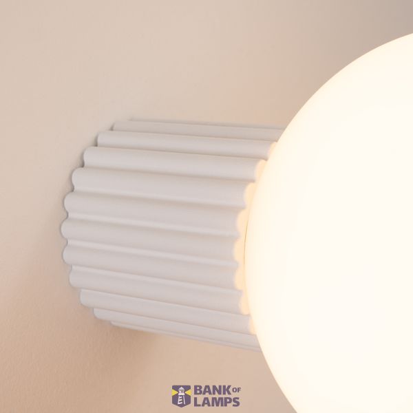 Wall lamp HALO white IP44 image 3