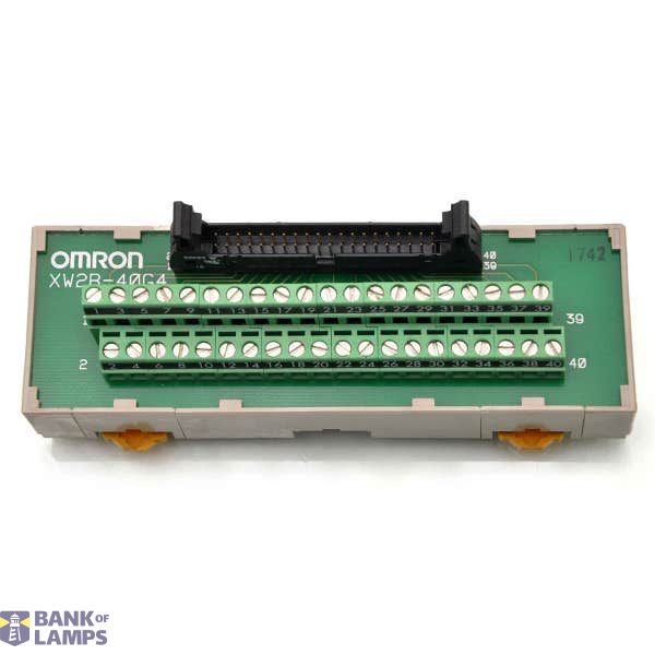 General-purpose I/O terminal block, MIL40 socket, screw clamp, 40 points XW2B0003A image 1