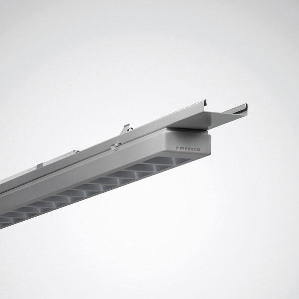 Continuous lines 765... E-Line Next Fix Lens Silver rectangular ETDD 30W 4000lm Double asymmetric Wide (DAW) IK03 3 SDCM image 1