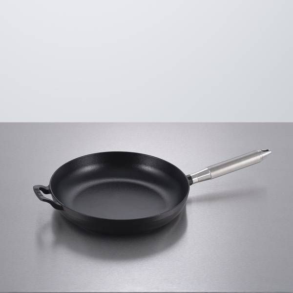PAN / 11.02 INCHES / CROSS / STAUB / STEEL image 1