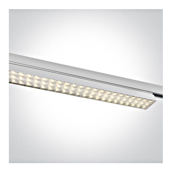 65170BT/W/V WHITE 60W CCTV PV TRACK LIGHT 230V image 1