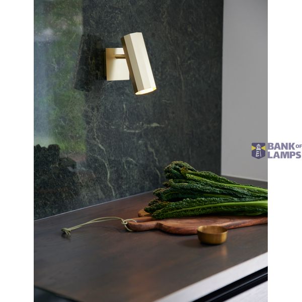 Alanis | Wall light | Brass image 7