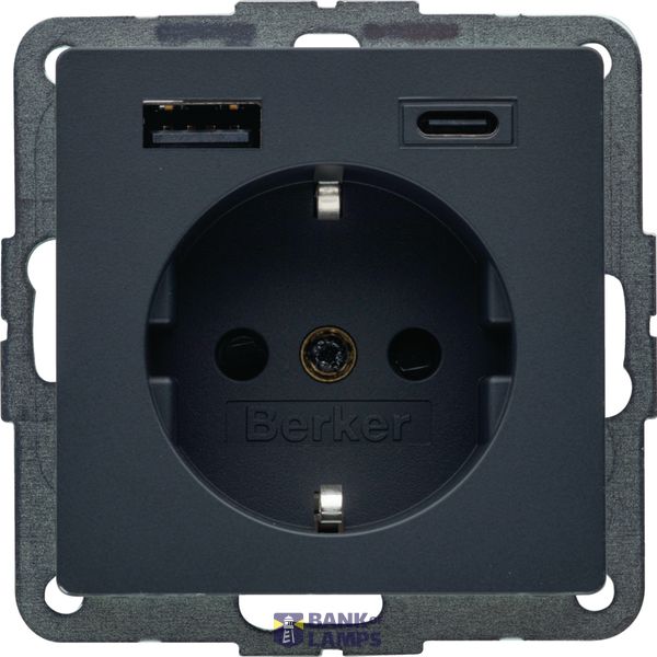 WCD RA, USB A + USB C (PD), berker Q.1/Q.3/Q.7 antraciet soft finish image 1