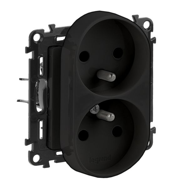 2X2P+E SOCKET WITH SHUTTERS, AUTO SPECIAL POLAND BLACK image 3