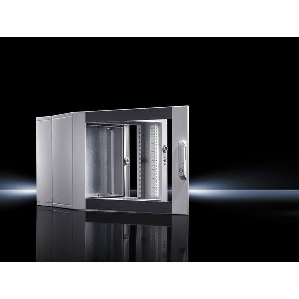 Wall-mounted housing 3-part, pre-configured with: Solid flange plate, top and bottom, mounting plate is supplied loose. Protection category IP 55 image 2