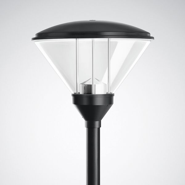 Post-top luminaires 986 CLO (normal) Lens Black ET 33W 3800lm 70 asymmetric wide (AB2L) IP23 IK04 5 SDCM 6727340 image 1