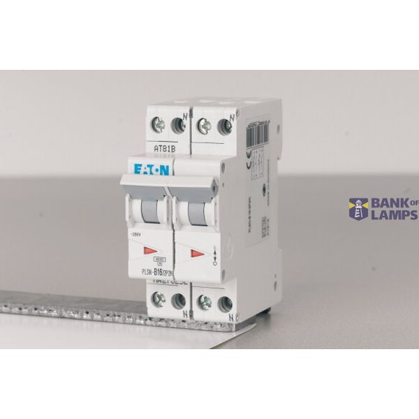 Stove circuit-breaker, 16 A, 2p+2N, characteristic: B image 1