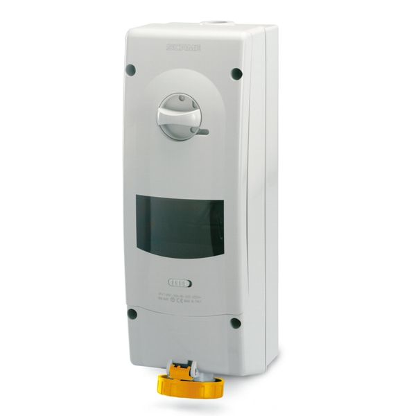 INTERLOCKED SOCKET 2P+E IP67 16A 4h image 2