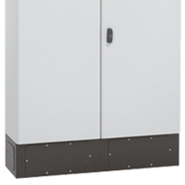 Plinth for Atlantic E cabinet - 800x300 - RAL 7016 image 1
