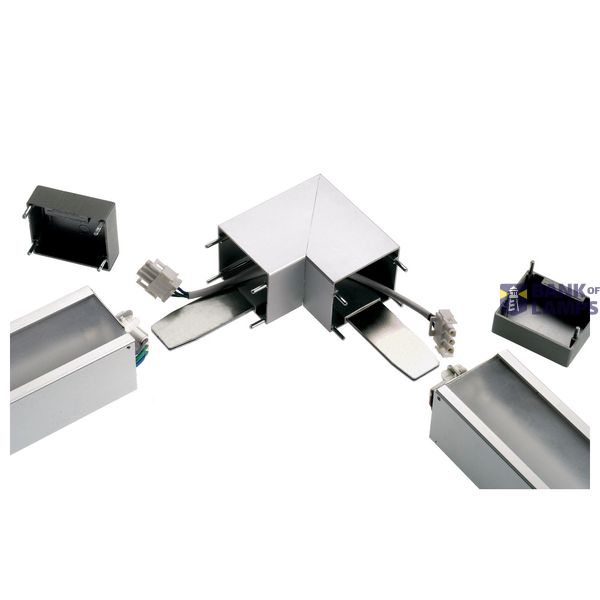 Q-Line corner connector image 1