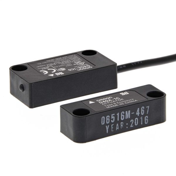 Non-contact door switches, 1 aux output, 5m cable D40A6002F image 3