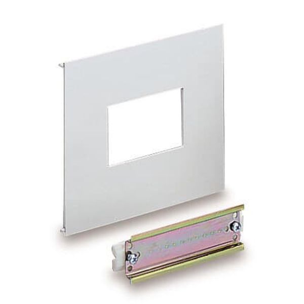PLATE FOR MCBS (6 MODULES) B120 RAL9016 image 1