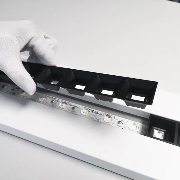 FLEXILED 4IL23S/A840WH9016LB1240/310 image 3