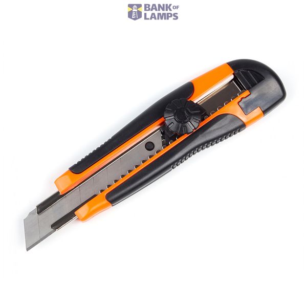 Construction knife reinforced, with rubberized handle with screw lock, segmented blade, 18 mm image 1
