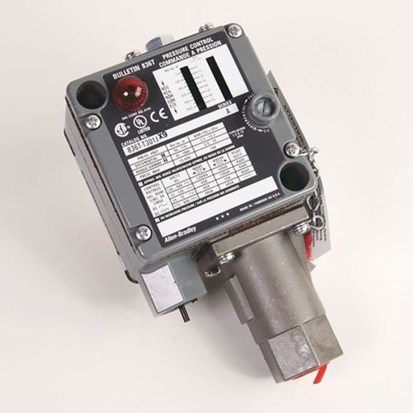 Allen-Bradley, 836T-T301J, 836T Pressure Controls - Traditional Machine Tool, T - Style Pressure Control. 1000 psi. Enclosure Type 1, 4 and 13 Industrial use.. S.P.D.T., 2 - circuit contact block. No Modifications image 1