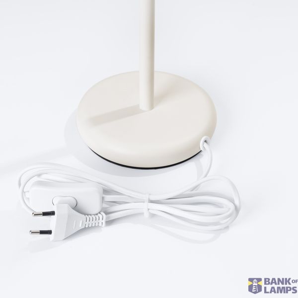 STYLISH CARBON DESK LAMP WITH A GROOVED BEIGE LAMPSHADE AND A SWITCH ON THE CABLE image 9