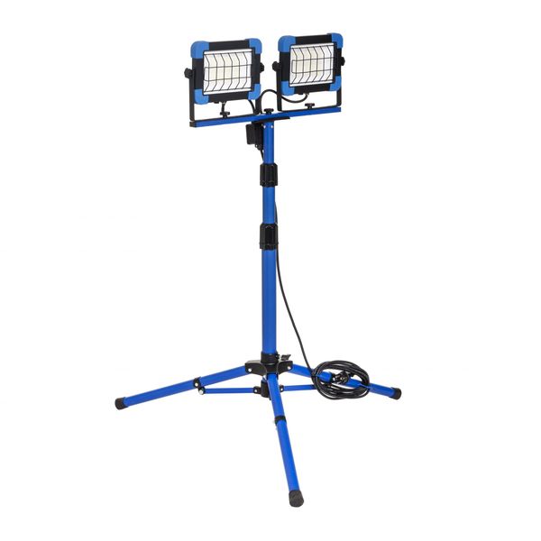 Slimline Pro CHIP-LED Floodlight 2x50W with Tripod image 1