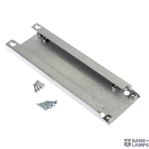 ADAPTER PLATE VLT2800 SIZE B image 1