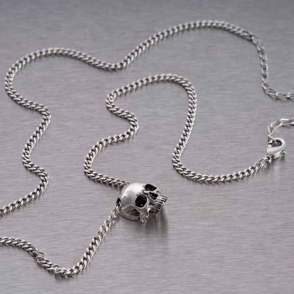 SKULL NECKLACE / TRAVIS BARKER / SILVER image 2