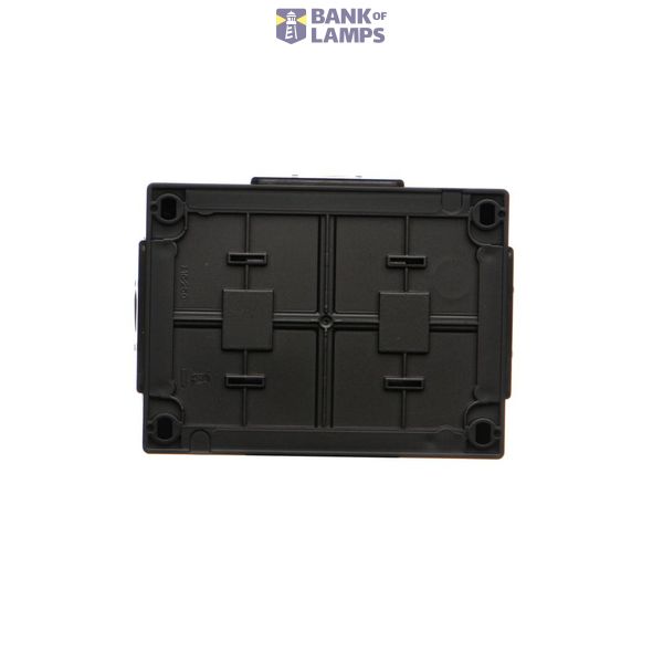 Light push button, 10AX, white matt image 1