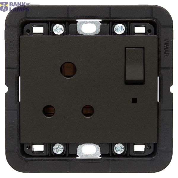 Switched 2P+E 5A English outlet black image 1