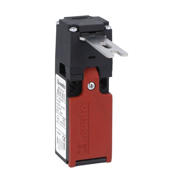 Limit switch, K series, key operated, 1 bottom cable entry. Dimensions to EN 50047, plastic body, contacts 2NC slow action. Straight key image 1